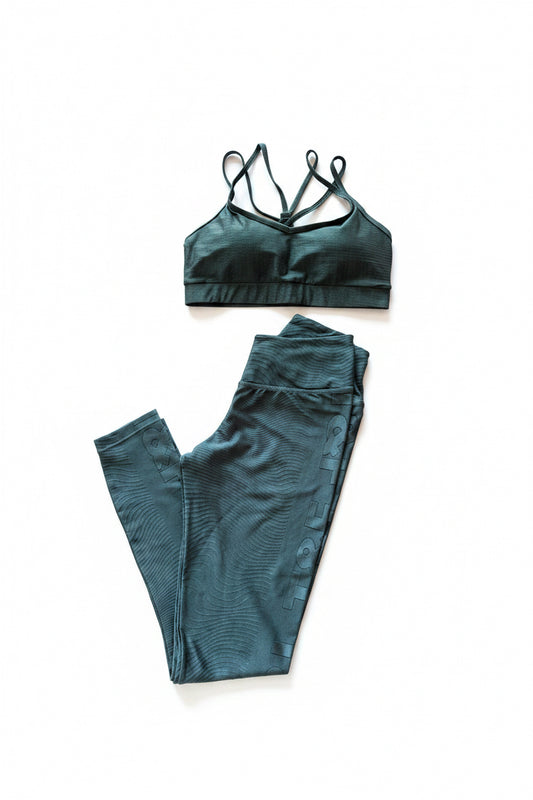 Conjunto Top e Legging Track & Field